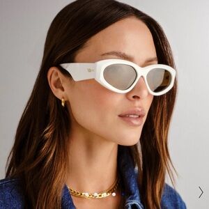 Le Specs Limited Edition Under Wraps Sunglasses NWT
